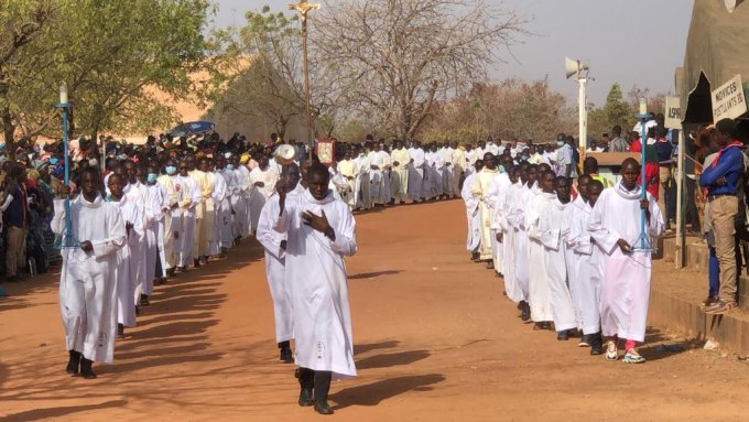 Pèlerinage au sanctuaire Notre-Dame de Yagma : Les fidèles catholiques prient pour la paix au Burkina 
