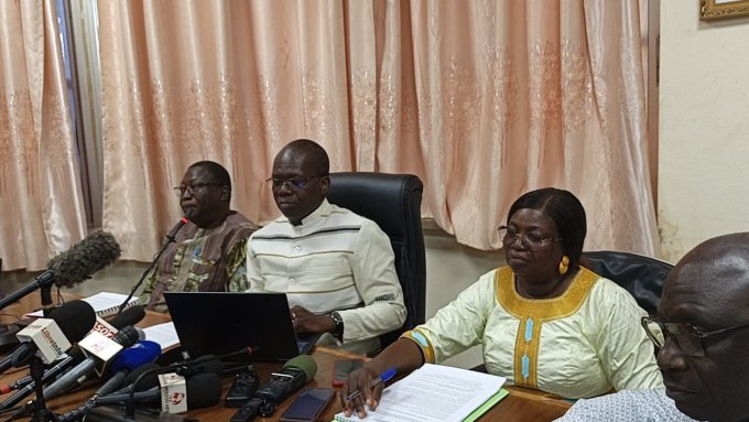 Burkina / Réforme des bourses d’études supérieures&nbsp;: «&nbsp;L’objectif n’est pas de limiter la mobilité internationale des étudiants&nbsp;», assure le gouvernement