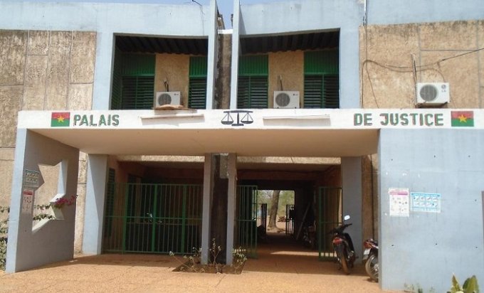 Burkina/Justice : Procès pour abus de fonction, détournement et blanchiment de capitaux contre l’ancien président de l’Université Nazi Boni