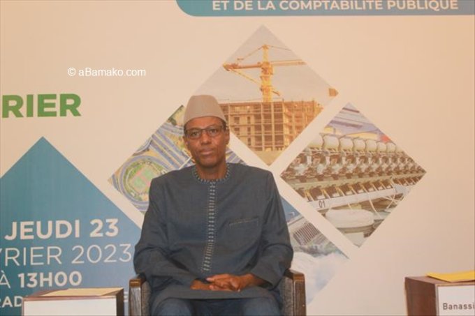 Mali : La réduction du train de vie de l’État va permettre d’économiser un total de 220 milliards de francs CFA