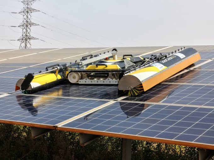 Burkina/Énergie&nbsp;: WASCAL dote la centrale solaire photovoltaïque de Zagtouli d’un robot nettoyant  
