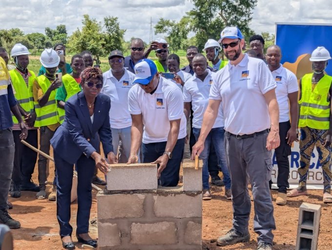 Mines au Burkina&nbsp;: TOEGA SA investit plus de 654 millions de FCFA pour la réinstallation des populations et la construction d’une école